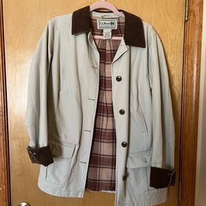 L.L. Bean Cream and Brown Lightweight Jacket with Plaid Lining